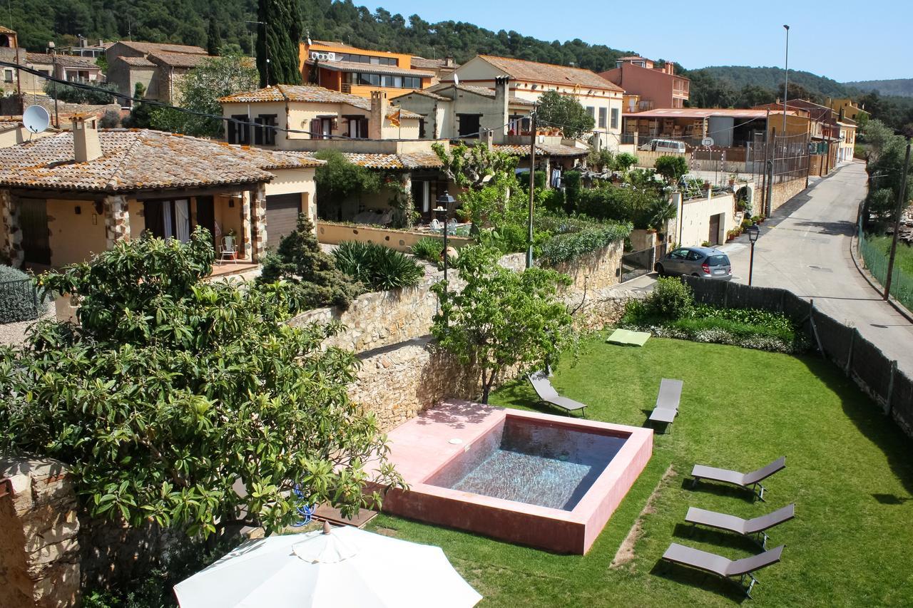 Apartamentos En La Rectoria De Regencós Extérieur photo