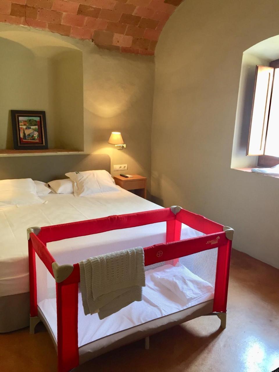 Apartamentos En La Rectoria De Regencós Extérieur photo
